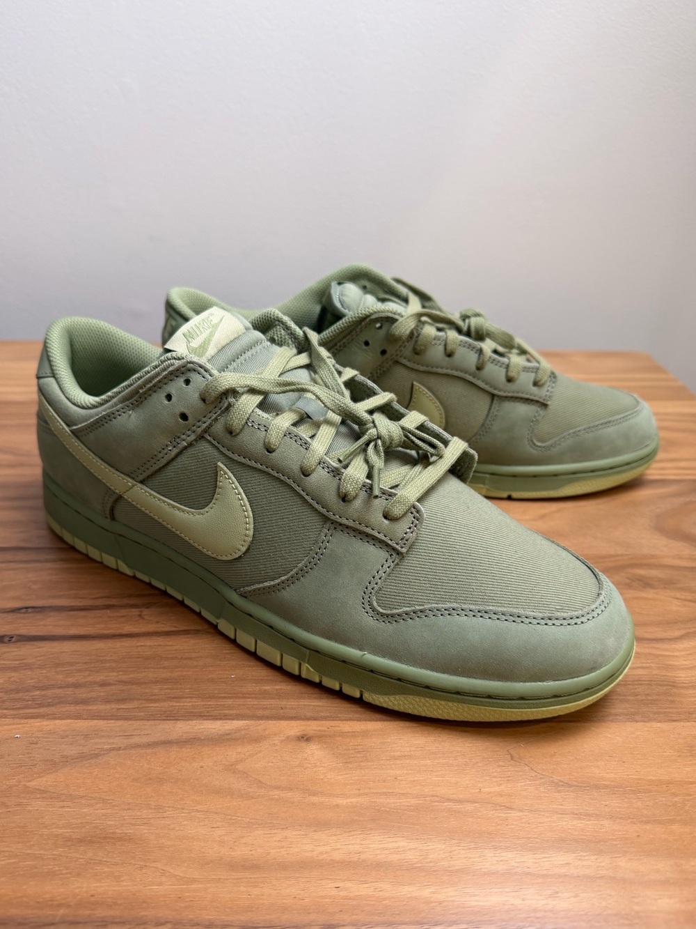 NEW Nike Dunk Low Premium “Oil Green” FB8895-300